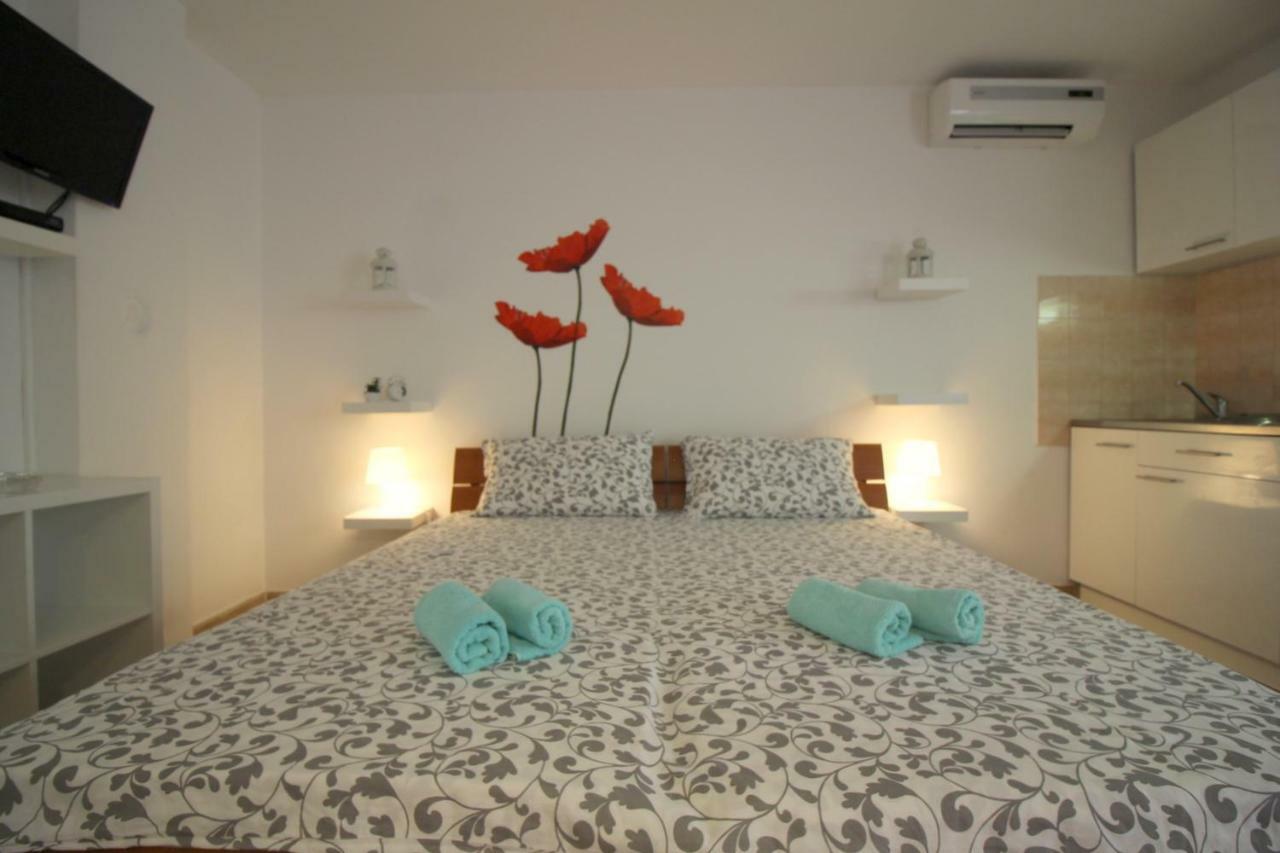 Apartments Sabina Пореч Экстерьер фото