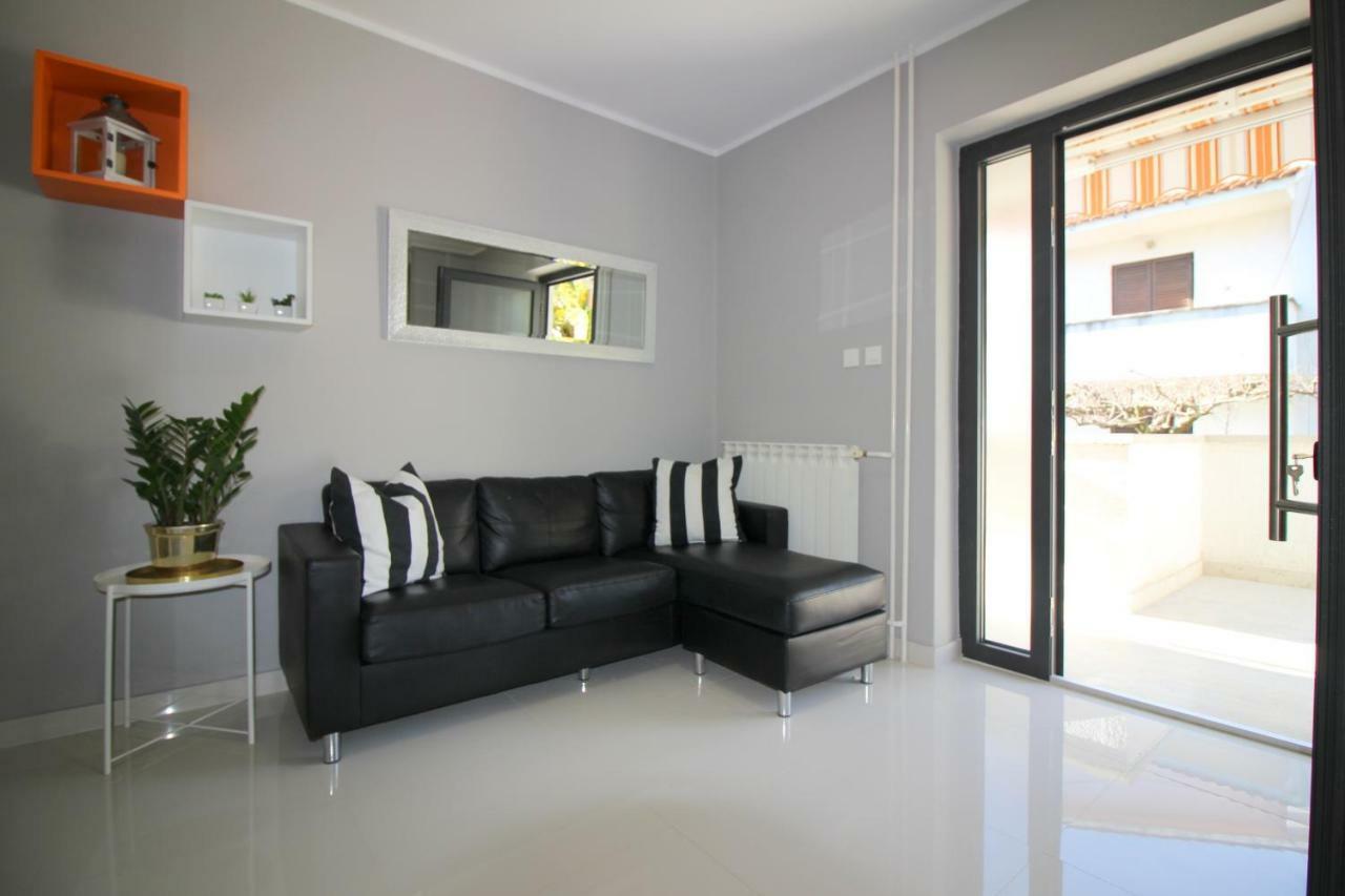 Apartments Sabina Пореч Экстерьер фото